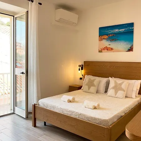 Homes - Nicoletta 3* La Maddalena